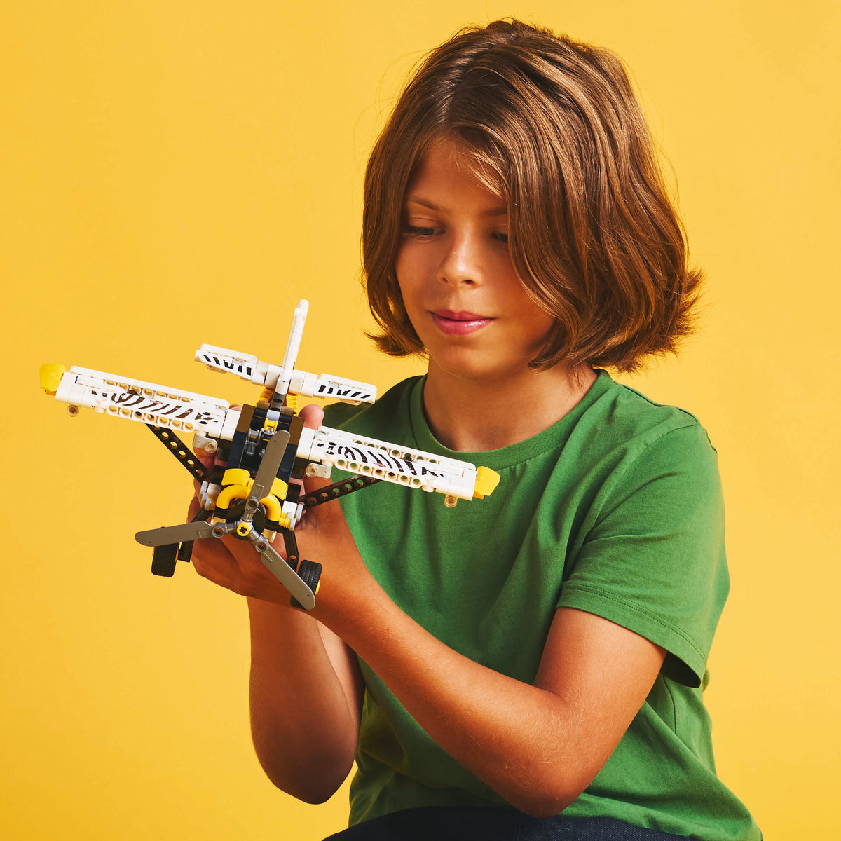 LEGO Technic 42198 Bush Plane
