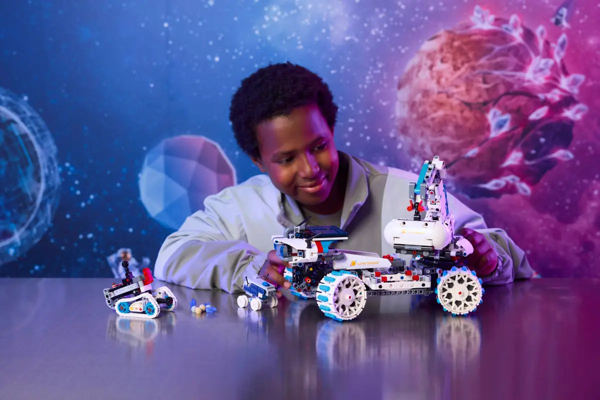 Lego Technic 42211 Lunar Outpost® Moon Rover Space Vehicle