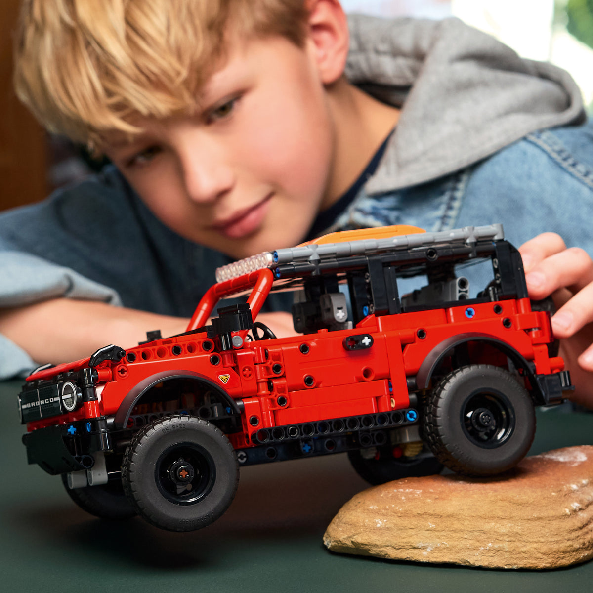 LEGO Technic 42213 Ford Bronco® SUV