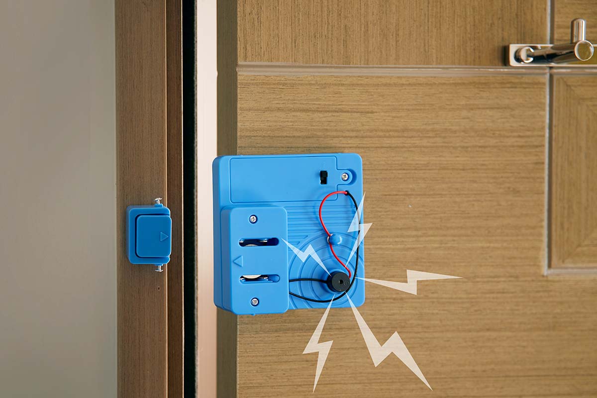 4M KidzLabs - Magnetic Intruder Alarm