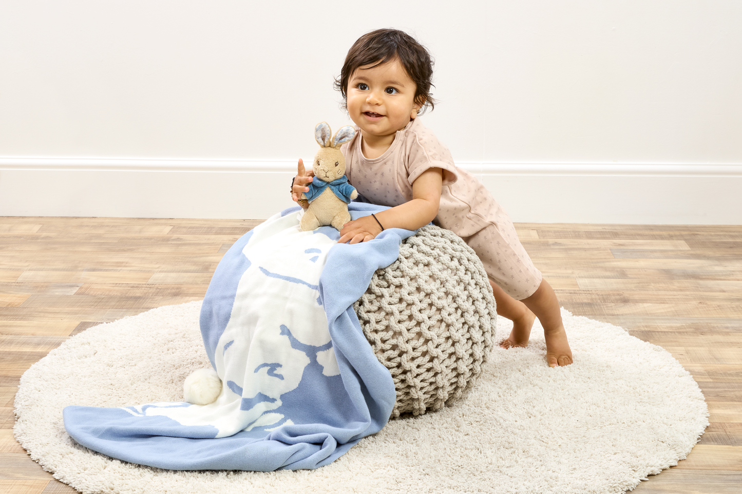Rainbow Designs Peter Rabbit Signature Knitted Blanket with Soft Toy