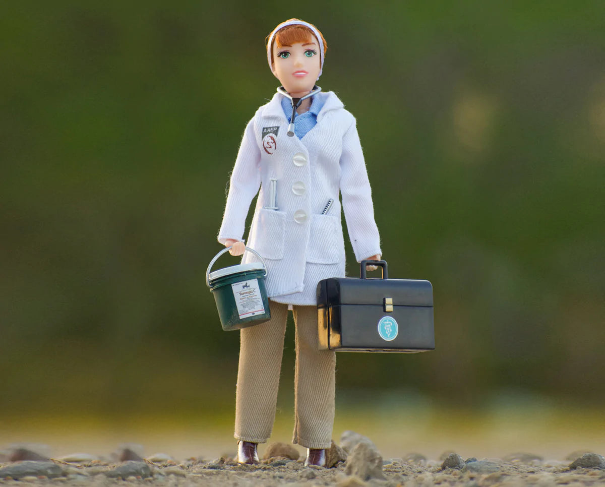 Breyer Laura - Veterinarian with Vet Kit - 8" Figure