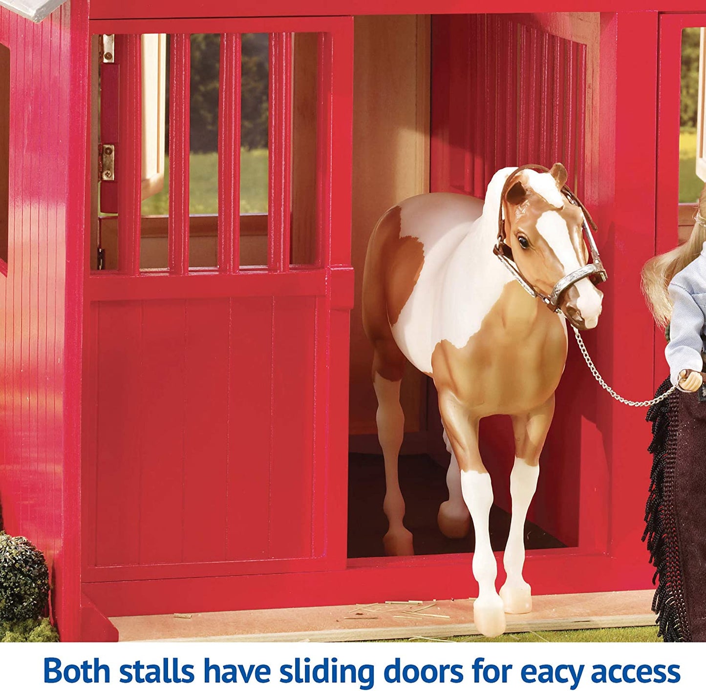 Breyer 307 Deluxe Two-Stall Barn (Red)