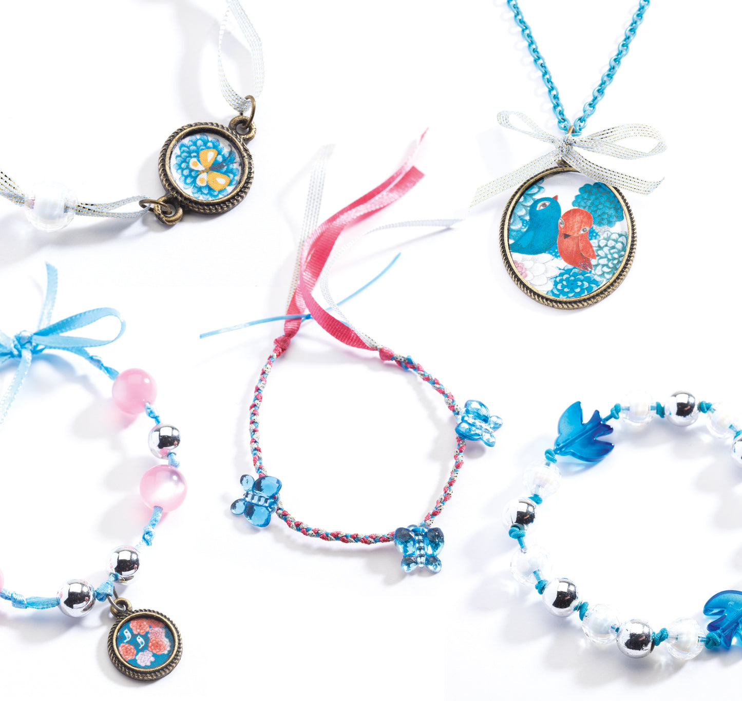Djeco Beads And Birds