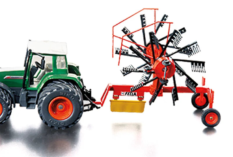 Siku 1:32 Whirl Rake