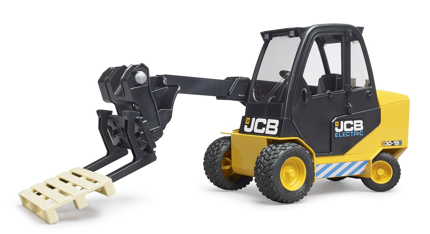 Bruder Jcb Teletruk With Pallet