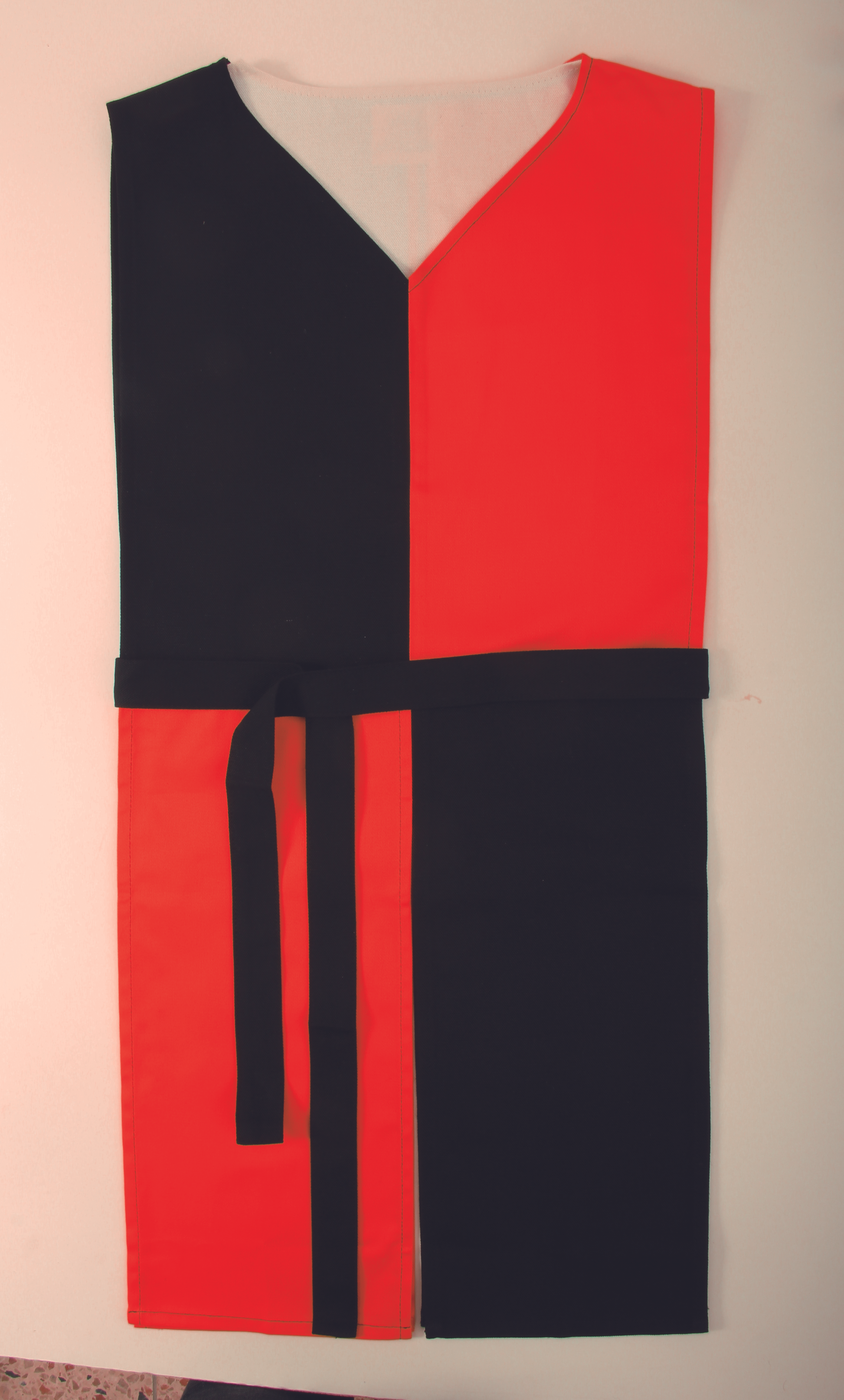 Vah Norman Tunic Black/Red