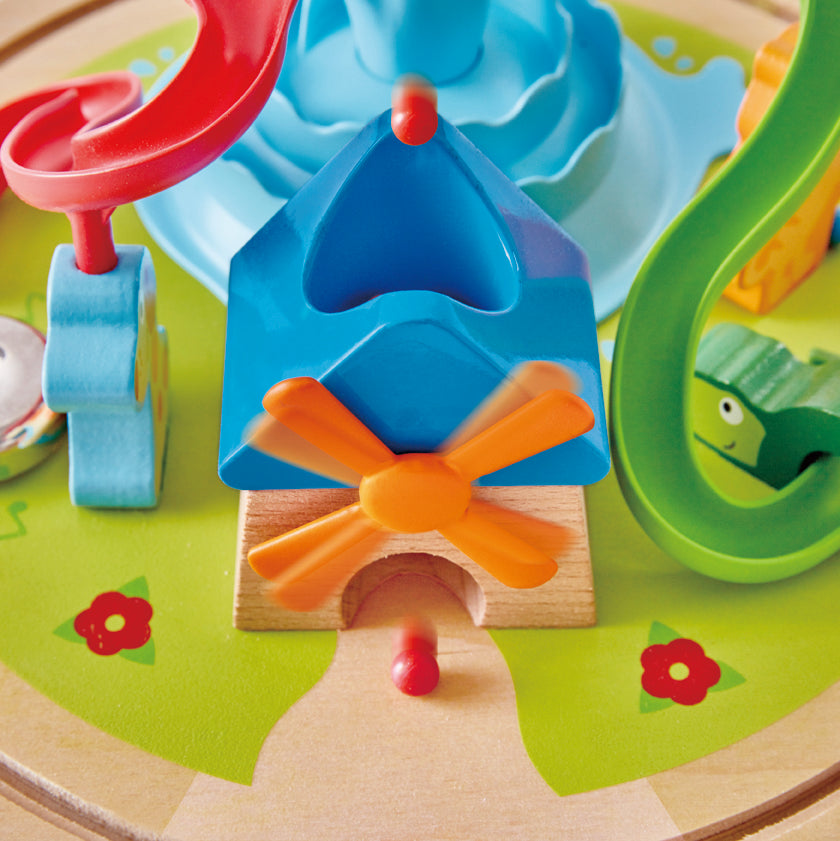 Hape Sunny Valley Adventures