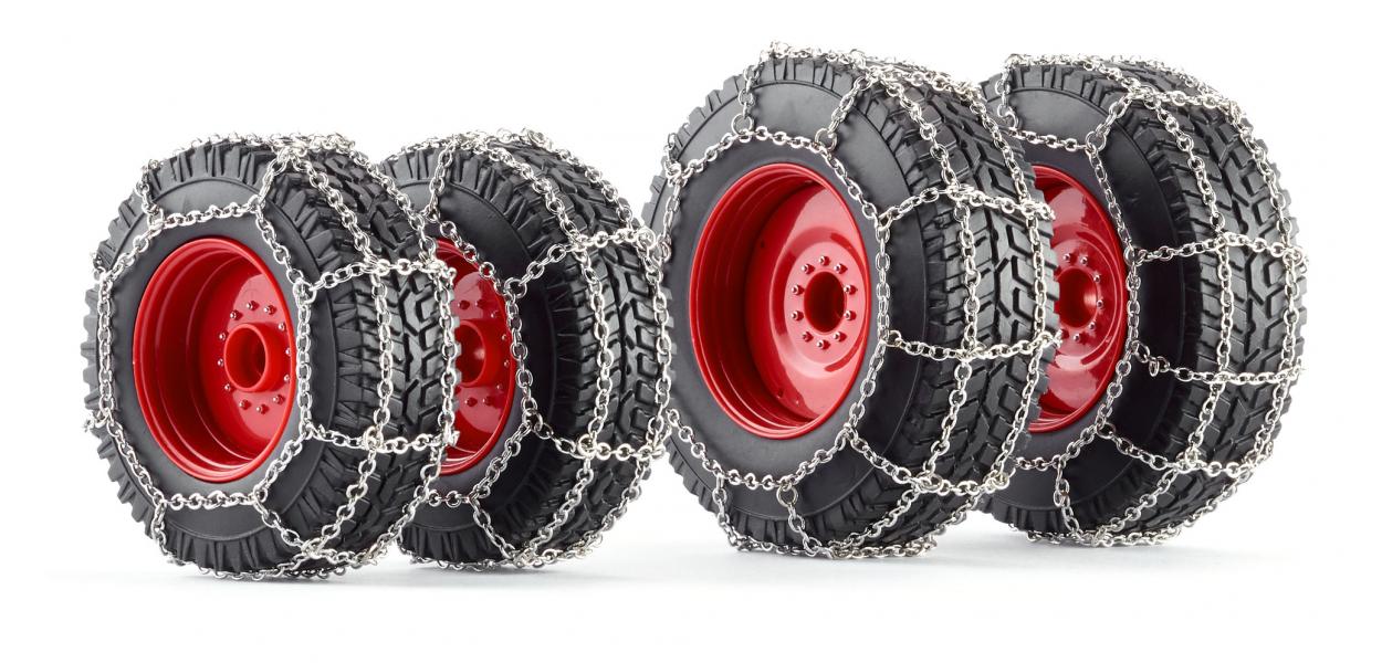 Wiking Wheel Set W/Chains For Fendt 828