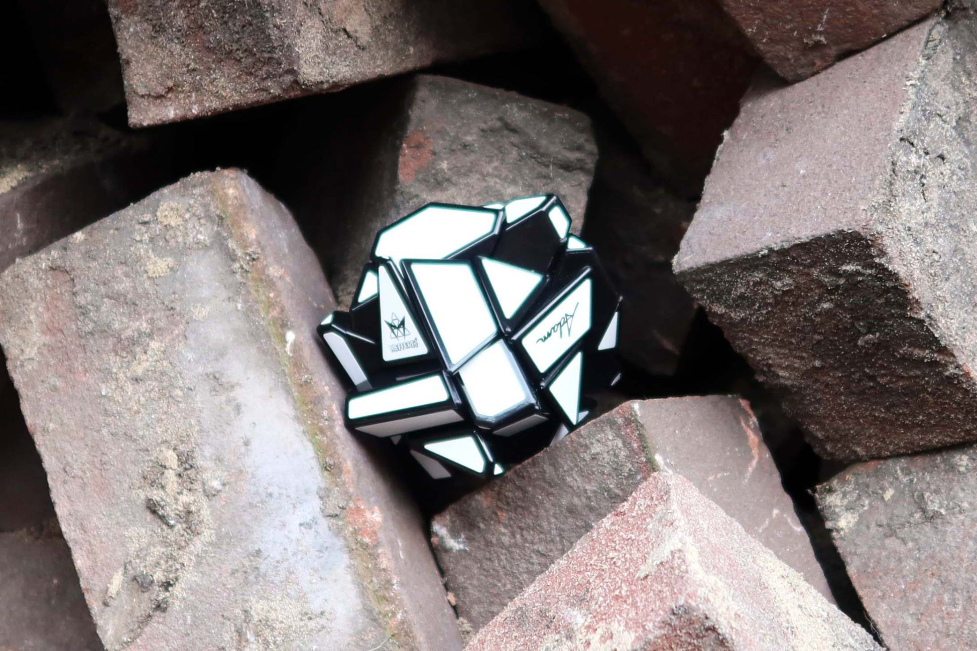 Recent Toys Ghost Cube