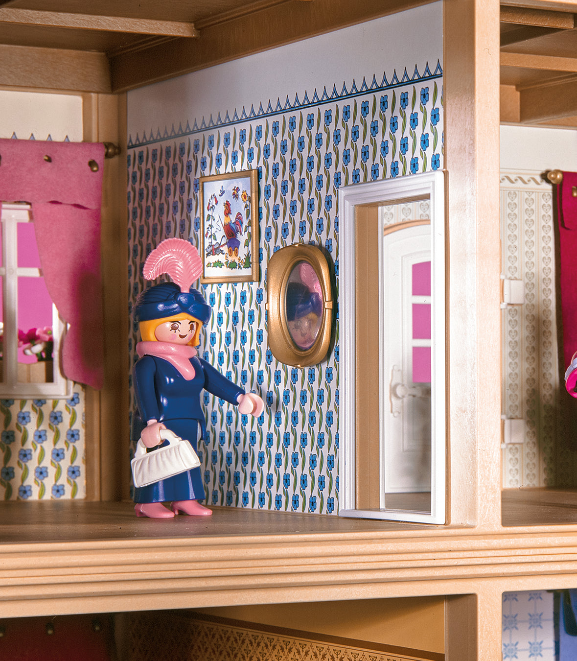 Playmobil Plus 70890 Large Victorian Dollhouse