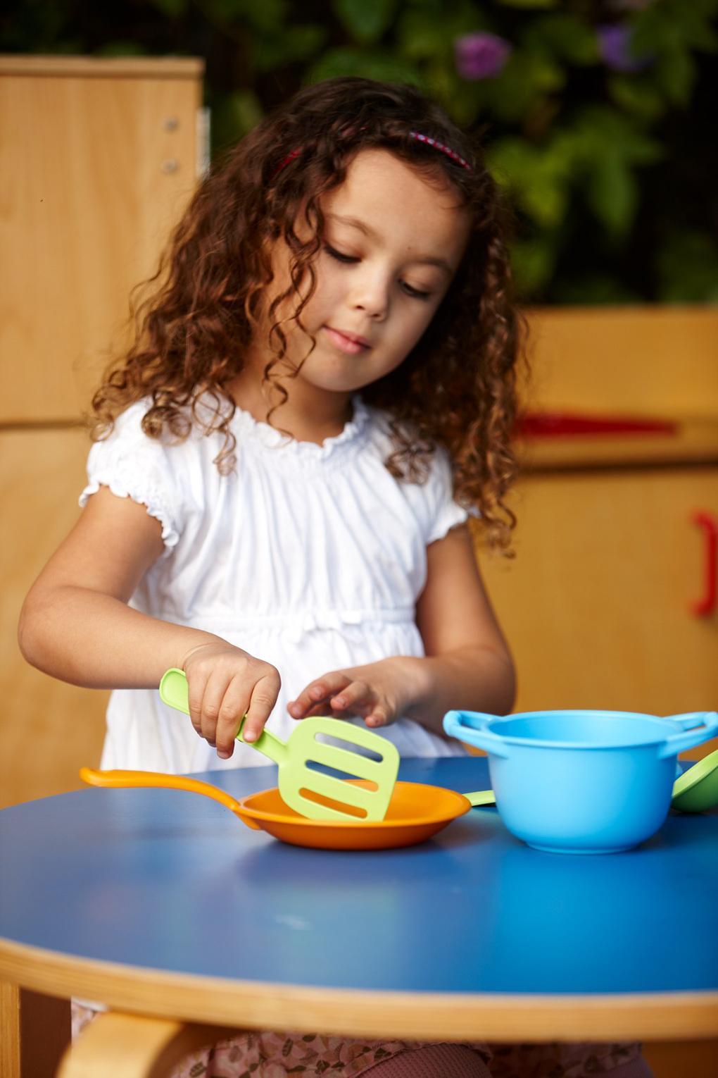 Green Toys Cookware & Dining Set