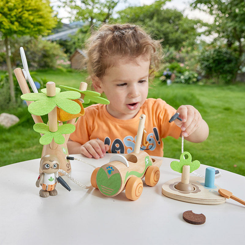 Hape Tree Planting E-car