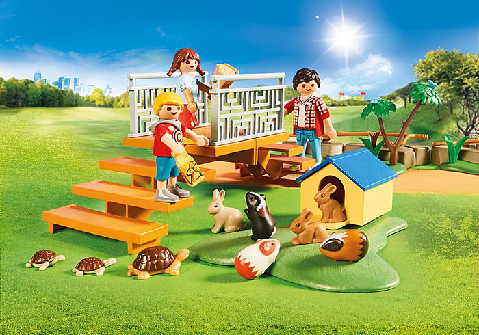 Playmobil 70342 Family Fun Petting Zoo