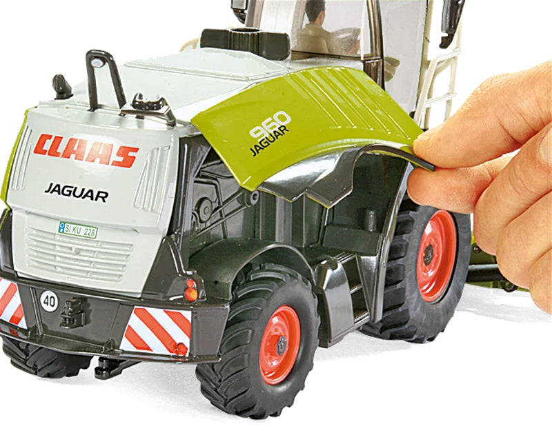 Siku 1:32 Claas Jaguar 960 Forage Harvester