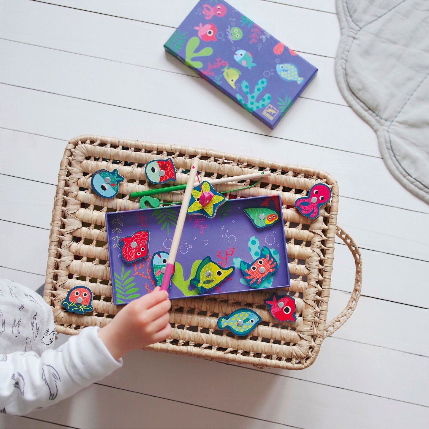 Djeco Fishing Colour Magnetic Game