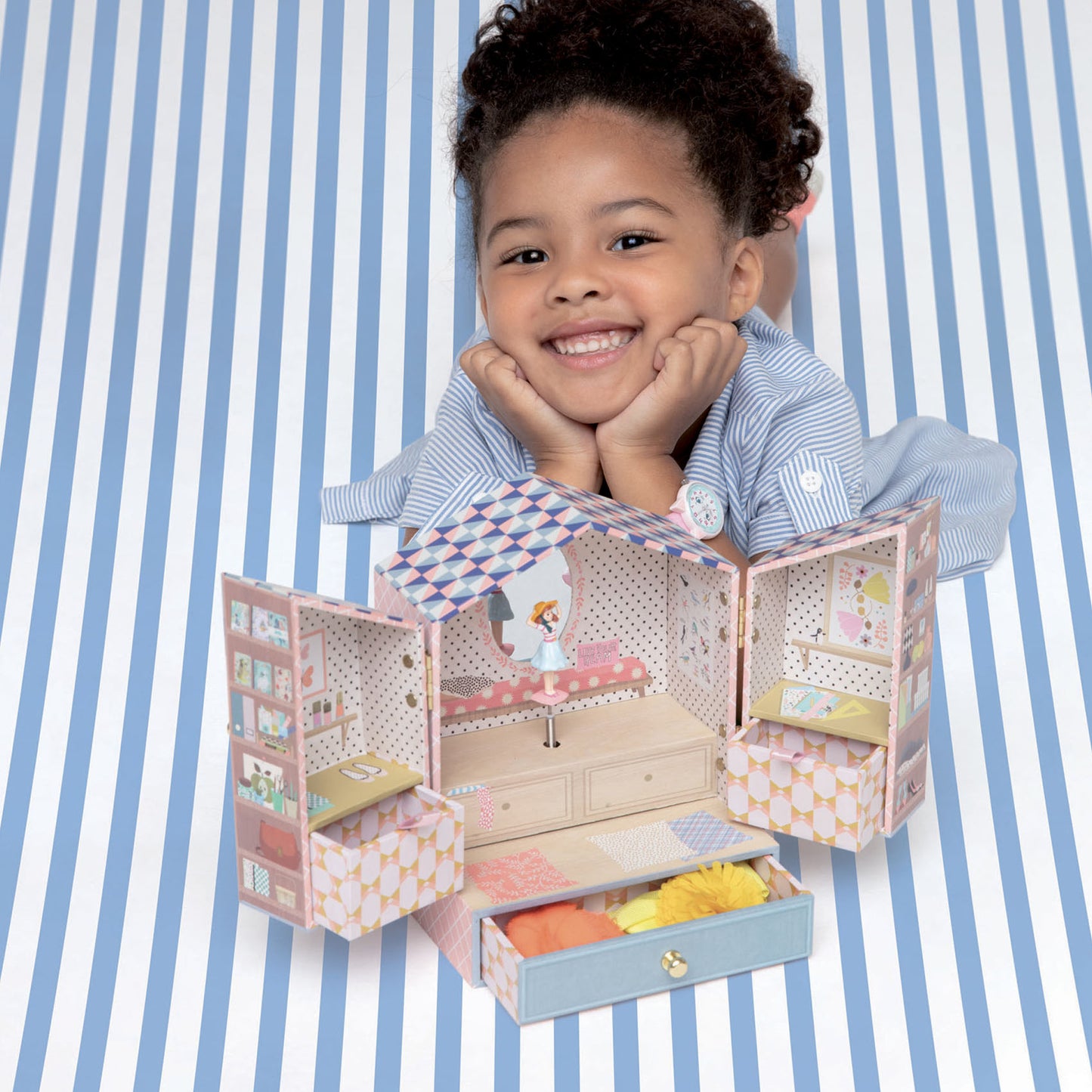 Djeco Tinou Shop Musical Box