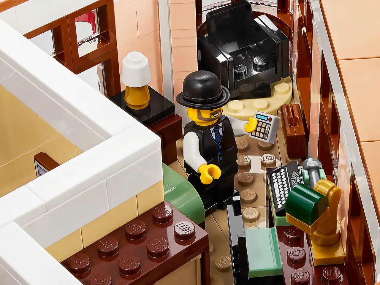 Lego Icons 10297 Boutique Hotel