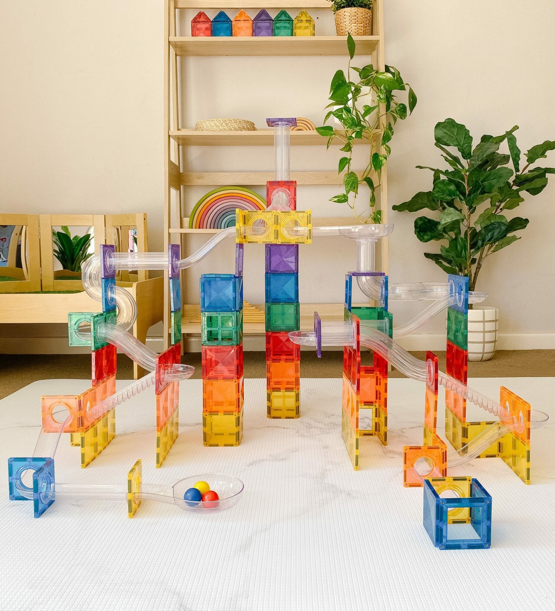 Connetix Tiles Rainbow 92 Pc Ball Run Pack