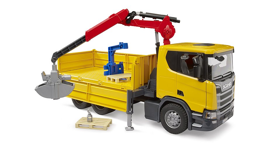Bruder Scania Super 560R Truck W/Crane & 2 Pallets