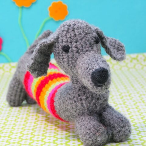 Buttonbag Crochet a Sausage Dog Kit
