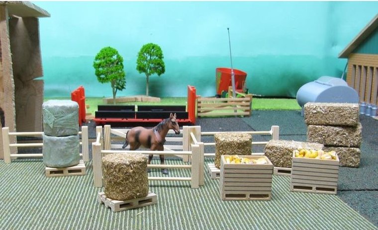 Kids Globe 1:32 Farm Accessory Set 19Pcs