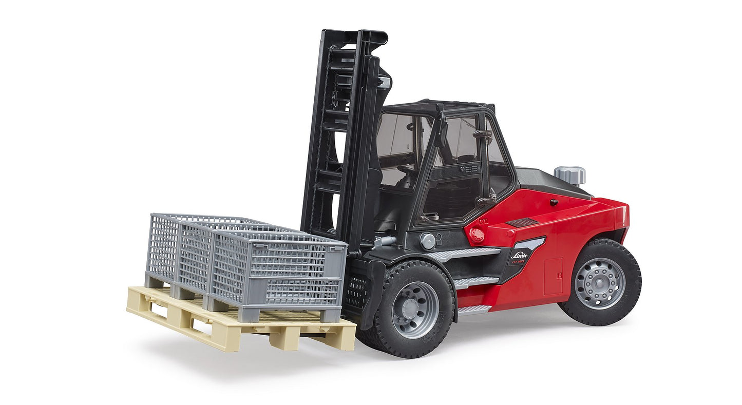 Bruder Linde HT160 Forklift W/Pallet & 3 Pallet Cages