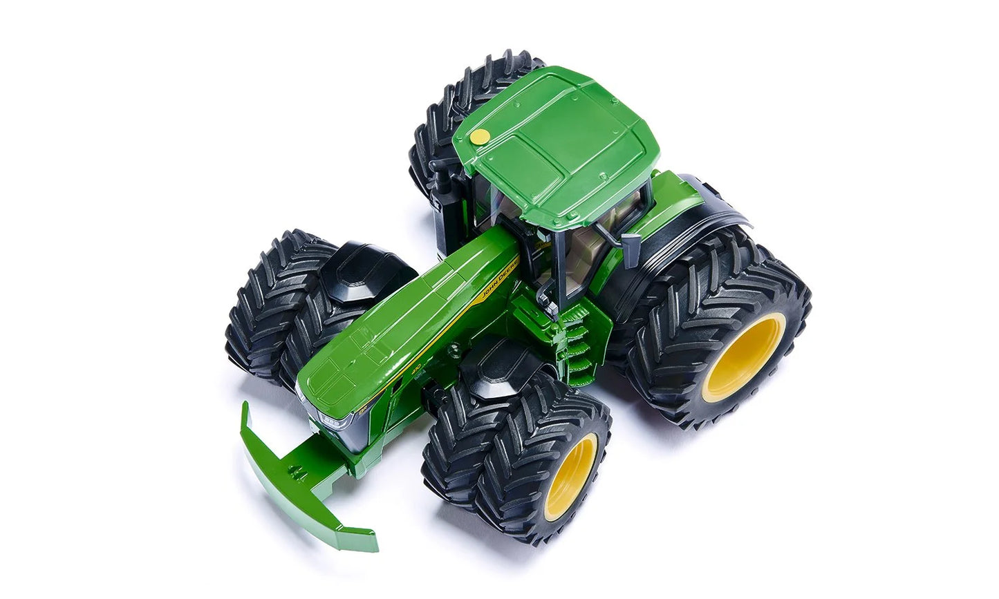 Siku 1:32 John Deere 8R 410 On Duals