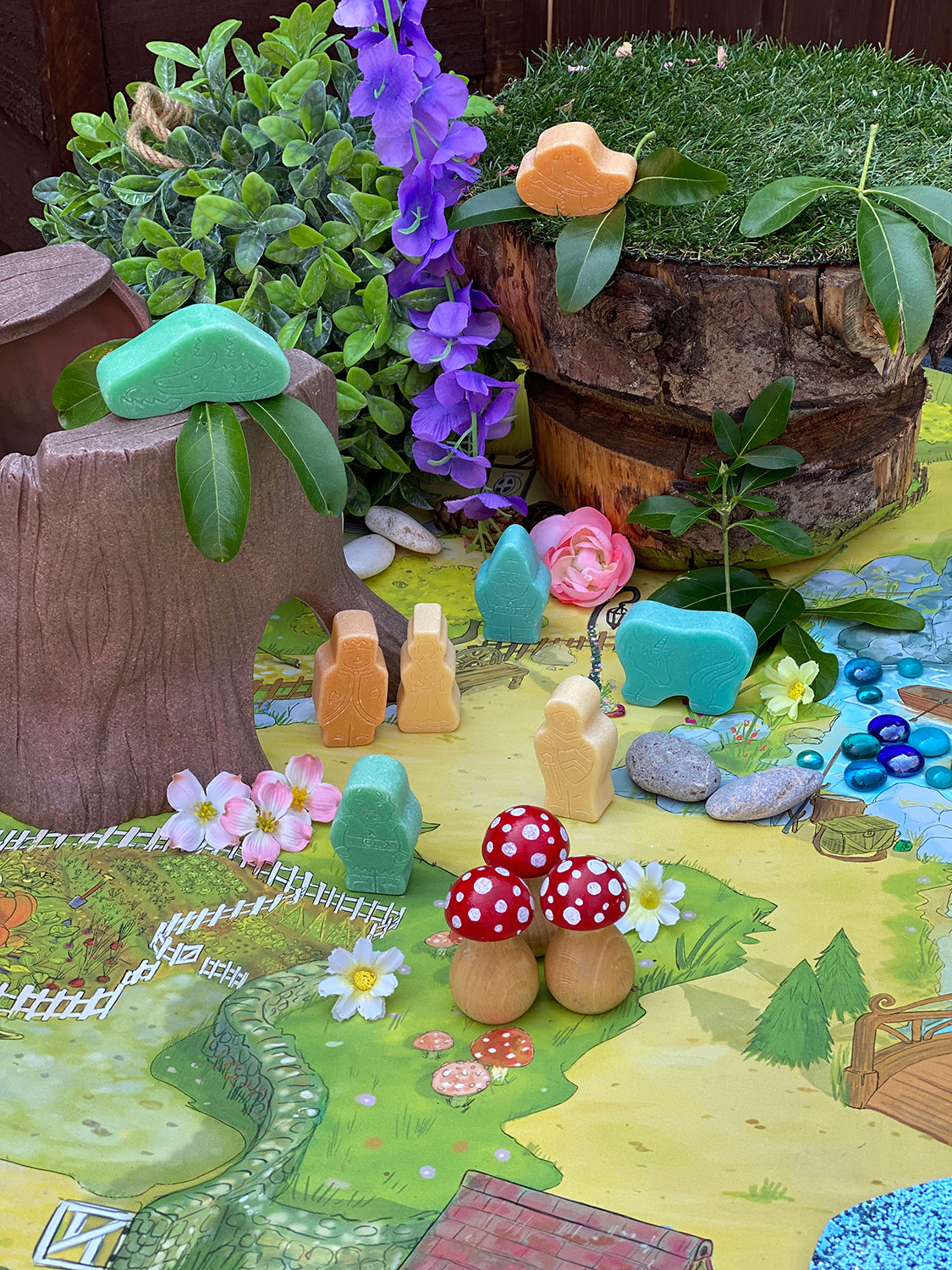 Yellow Door Little Lands – Fantasy Figures