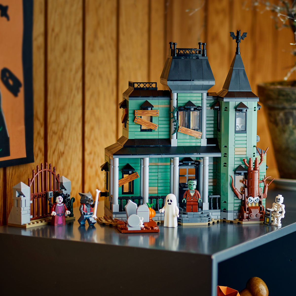 LEGO Creator 31167 Haunted Mansion