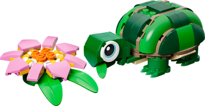 LEGO Creator 31377 Turtle with a Water Lily Flower