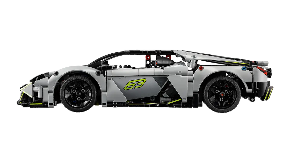 Lego Technic 42214 Lamborghini Revuelto Super Sports Car