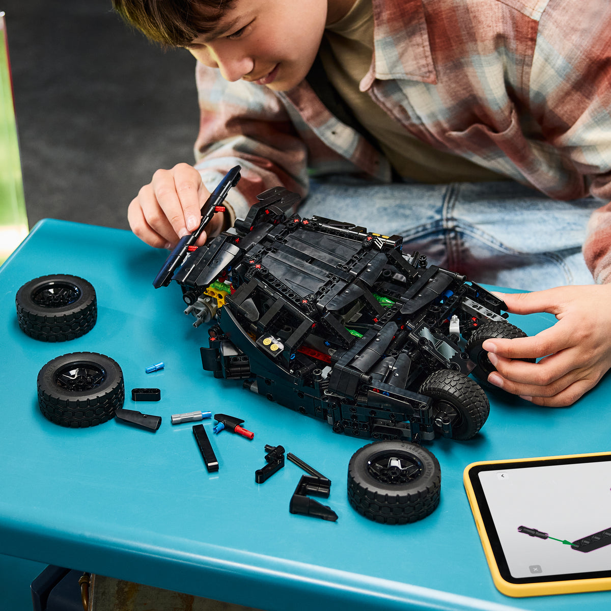 LEGO Technic 42239 Batmobile™ Tumbler