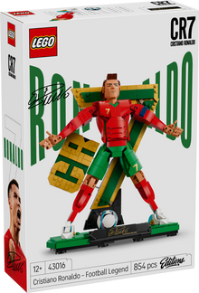 LEGO Editions Sports 43016 2026 Ronaldo Sculpture 2-in-1