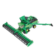 Britains John Deere X9 Combine