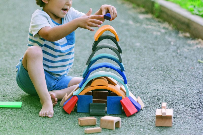 Gluckskafer Wooden Stacking Bonfire