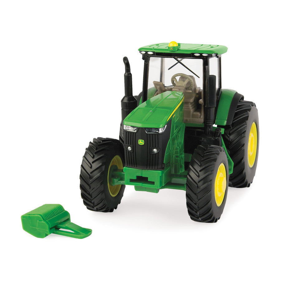 Ertl John Deere 1:32 Scale 7270R Tractor with 560R Baler and Round Bale