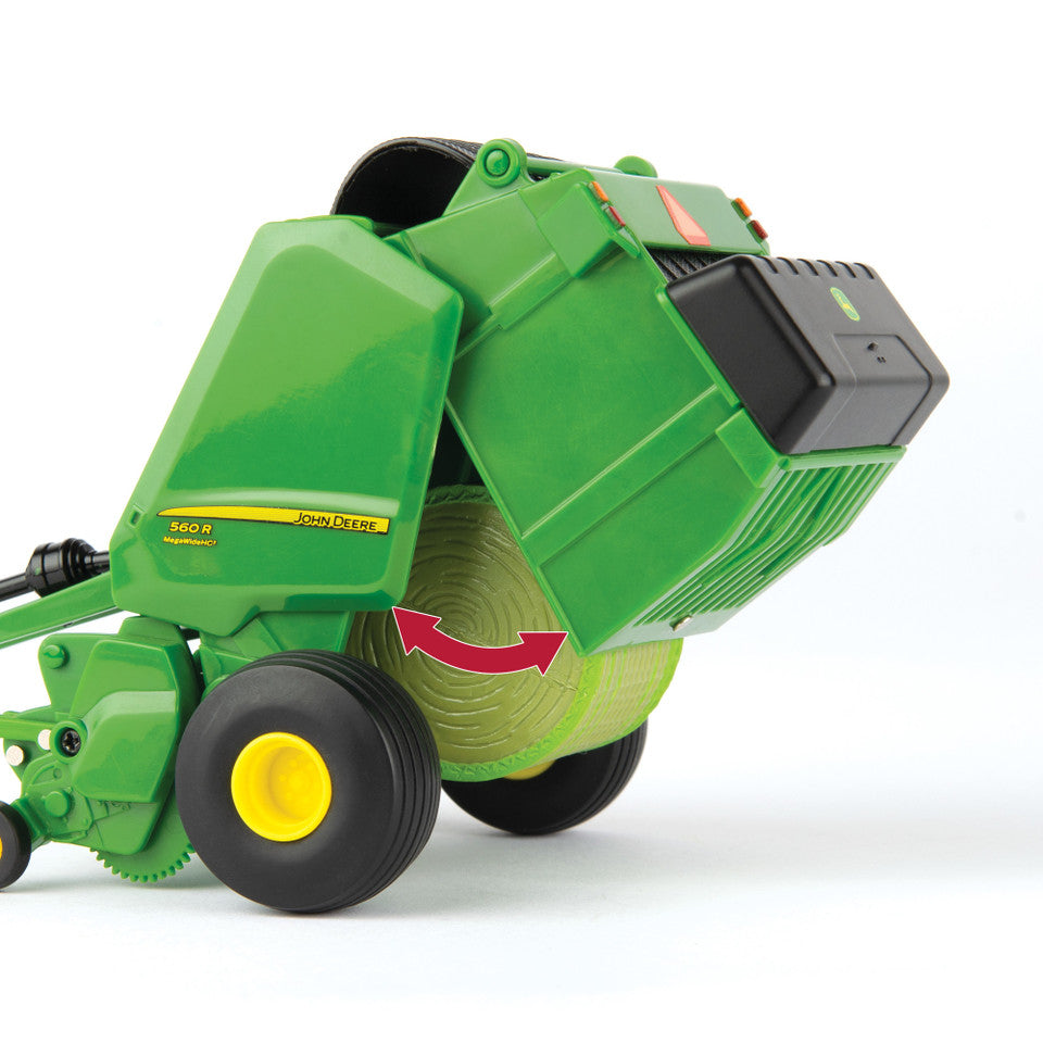 Ertl John Deere 1:32 Scale 7270R Tractor with 560R Baler and Round Bale