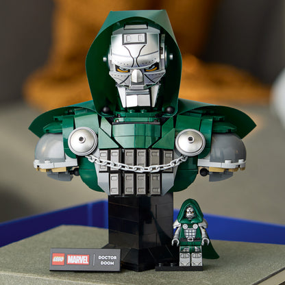 LEGO Super Heroes Marvel 76345 Doctor Doom Bust
