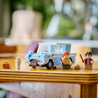 LEGO Harry Potter TM 76424 Flying Ford Anglia™