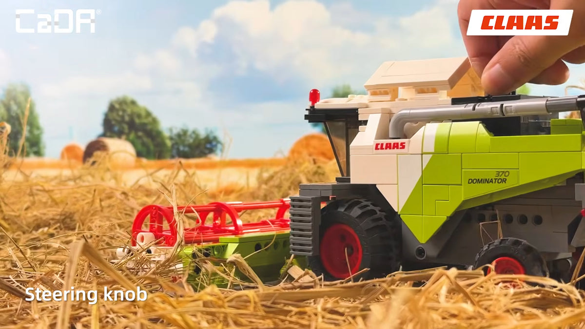 Cada CLAAS Dominator 370 Combine Harvester - 348 pcs