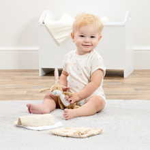 Rainbow Designs  Guess How Much I Love You Toy & Muslin Set