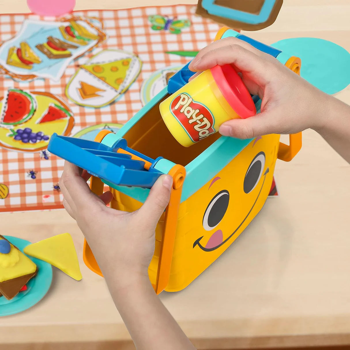 Play-Doh Shapes Starter Set