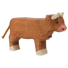 Holztiger Highland Cattle, Standing