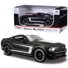 Maisto 1:24 Dull Black Ford Mustang