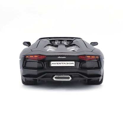 Maisto 1:24 Black Lamborghini Aventador Roadster