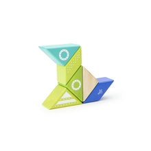 Tegu Travel Pal - Spaceship