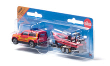 Siku Land Rover Defender W/Boat