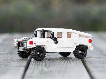 Cada 1:24 Humvee Off-Road Truck - 328 pcs
