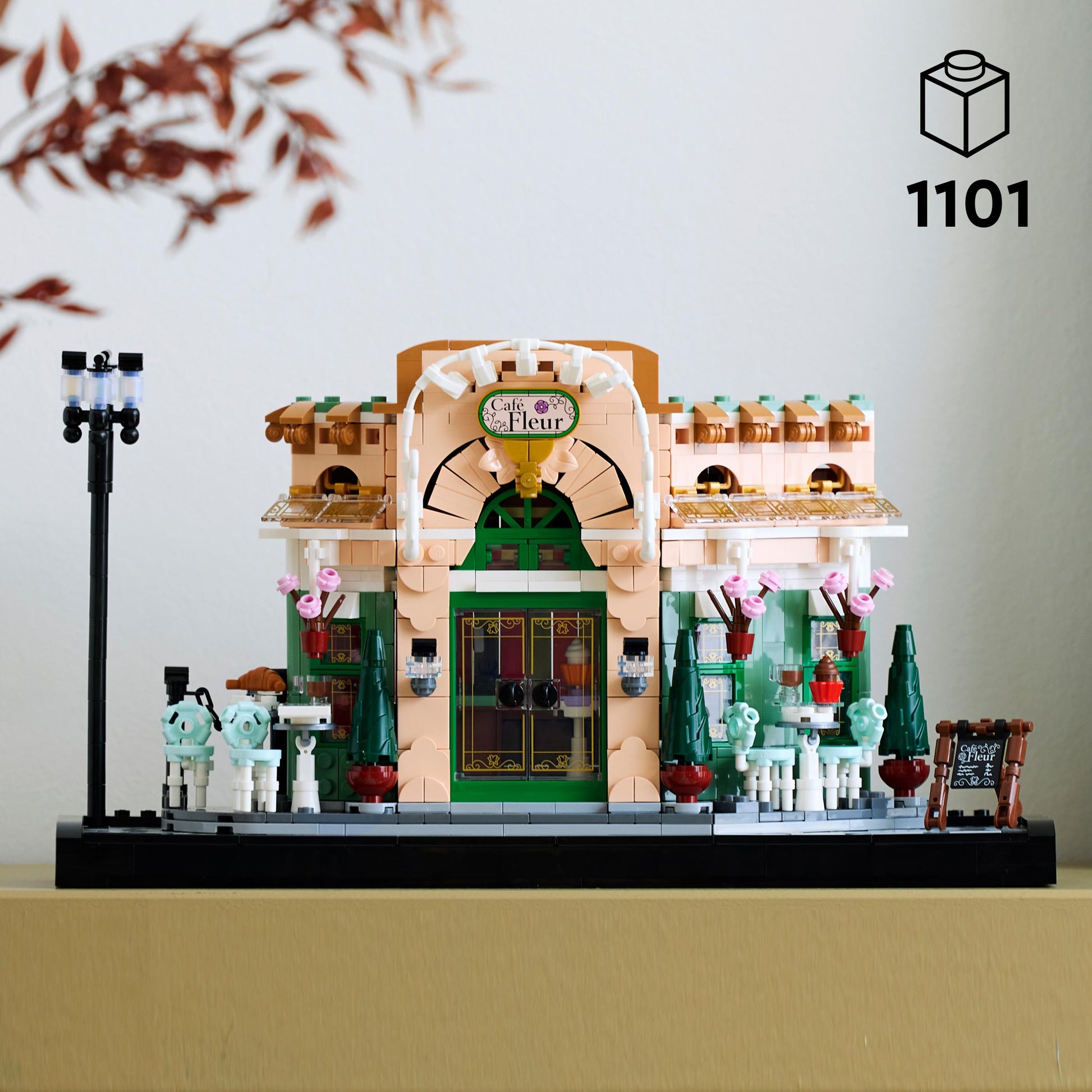 Lego Icons 10362 Parisian House